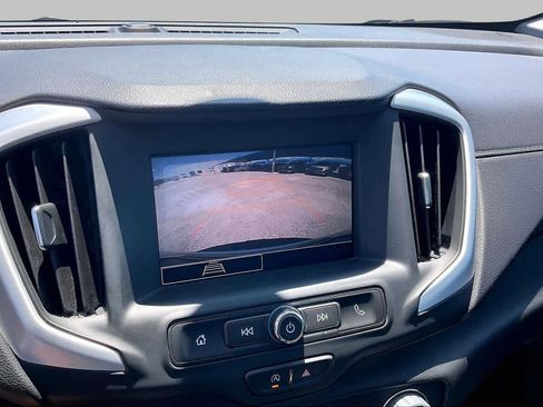 Used 2023 GMC Terrain SLE w/ Driver Convenience Package FWD image 25