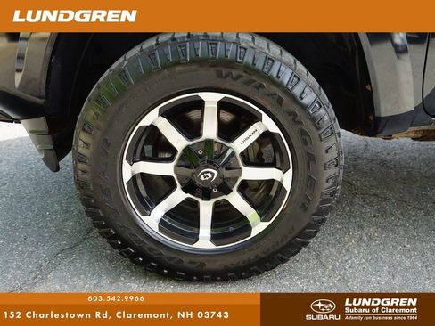 Used 2016 Toyota Tacoma TRD Sport w/ Towing Package AWD/4WD image 37