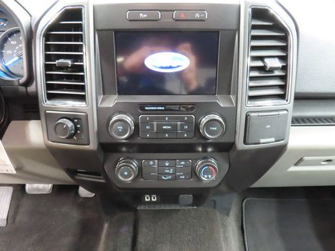 Used 2020 Ford F150 XLT image 13