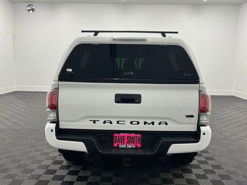 Used 2023 Toyota Tacoma TRD Off-Road w/ Technology Package image 9