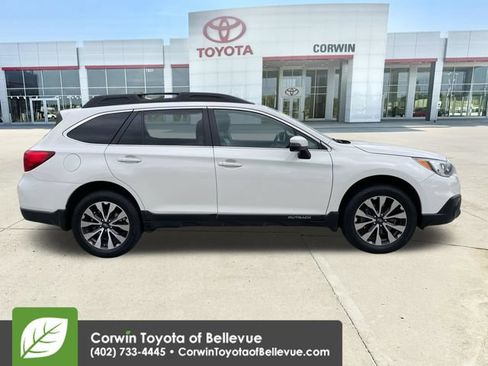 Used 2017 Subaru Outback 2.5i Limited AWD/4WD image 6