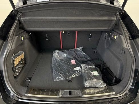 New 2026 Jaguar F-PACE R-Dynamic S image 16