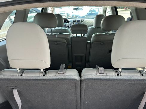 Used 2013 Toyota Highlander FWD image 20