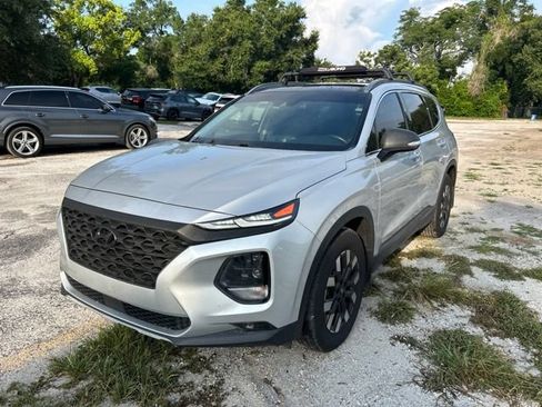 Used 2019 Hyundai Santa Fe Limited FWD image 2