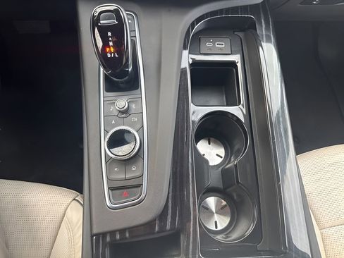 Certified 2022 Cadillac Escalade ESV Sport w/ Touring Package image 30