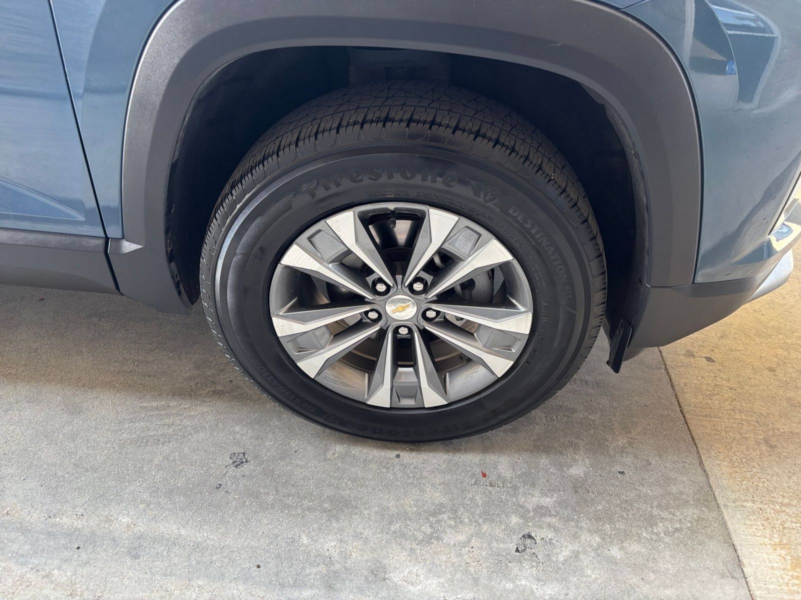 Used 2025 Chevrolet Equinox LT FWD image 29