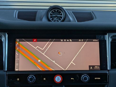 New 2026 Porsche Macan AWD/4WD image 19