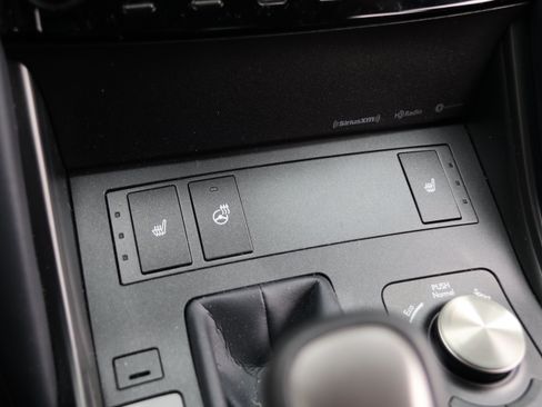 Used 2025 Lexus IS 350 F Sport RWD image 27