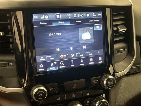 Used 2022 RAM 1500 Big Horn AWD/4WD image 7