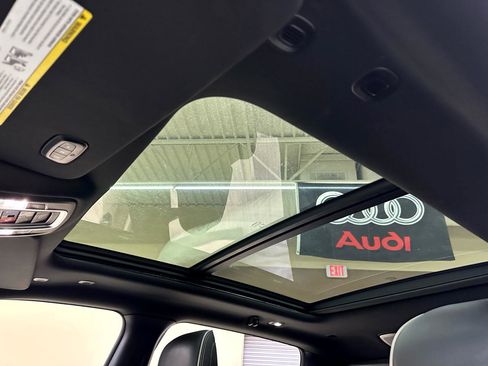 Used 2019 RAM 1500 Limited image 36