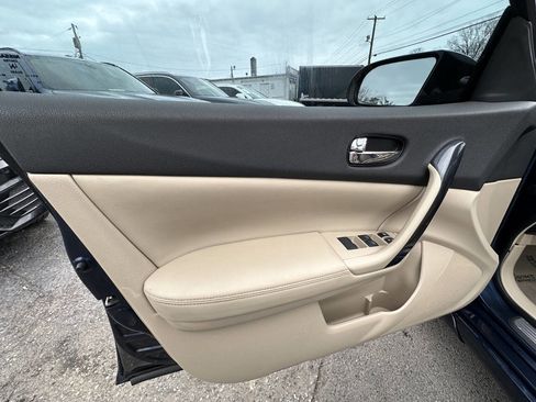 Used 2012 Nissan Maxima 3.5 SV image 10