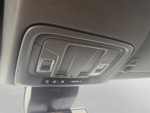 Used 2024 Chevrolet Silverado 2500 LT image 23