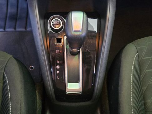 Used 2021 Nissan Kicks S FWD image 16