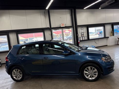 Used 2015 Volkswagen Golf S w/ Lighting Package image 12