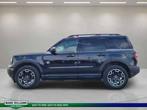 Certified 2025 Ford Bronco Sport Outer Banks w/ Outer Banks Tech Package+ AWD/4WD image 7