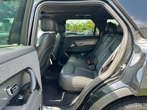 Used 2025 Land Rover Range Rover Sport SE AWD/4WD image 50