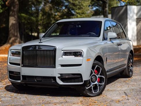 Used 2022 Rolls-Royce Cullinan Black Badge AWD/4WD image 5