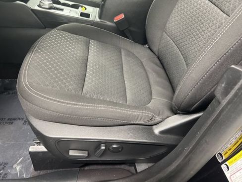 Used 2023 Ford Escape Active w/ Tech Pack #1 AWD/4WD image 13