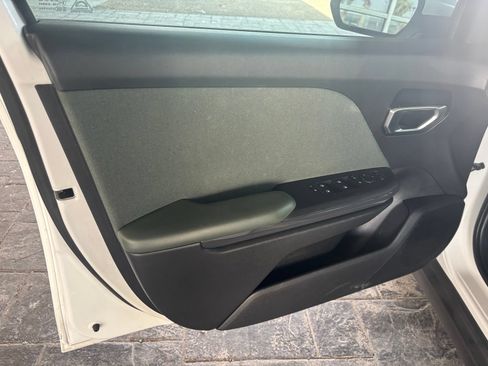 Used 2025 Kia K4 EX FWD image 9