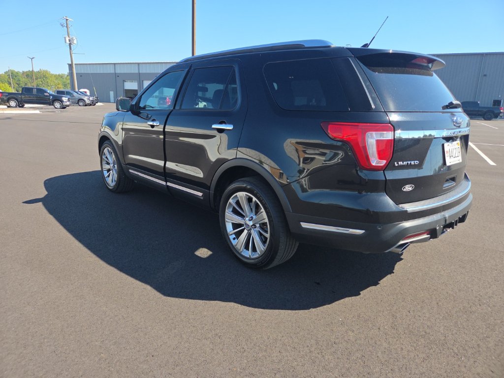 Used 2019 Ford Explorer Limited w/ Class III Trailer Tow Package FWD image 12
