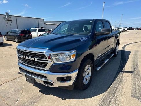Used 2024 RAM 1500 Big Horn AWD/4WD image 3