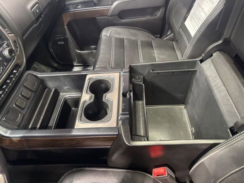 Used 2017 GMC Sierra 3500 Denali image 98