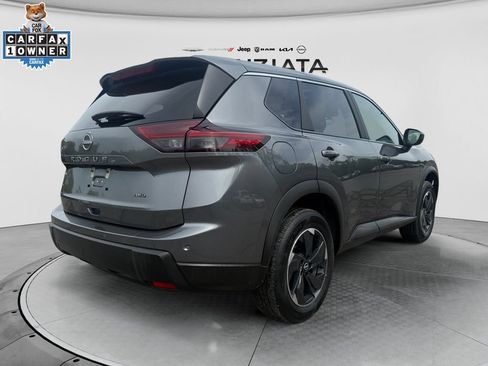 Certified 2026 Nissan Rogue SV AWD/4WD image 5