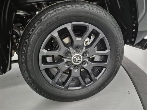 Used 2024 Toyota Tundra Platinum image 13