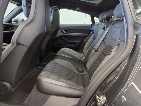 New 2025 Porsche Taycan image 10