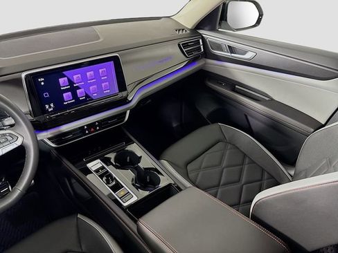 New 2026 Volkswagen Atlas Peak Edition AWD/4WD image 24
