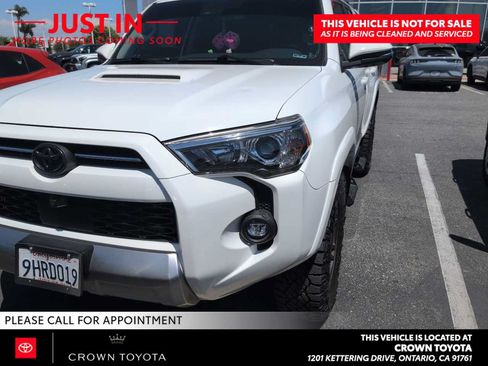 Used 2023 Toyota 4Runner TRD Off-Road Premium w/ Off Road Premium Plus Package AWD/4WD image 1