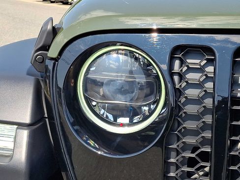 Used 2023 Jeep Wrangler Unlimited w/ Cold Weather Group AWD/4WD image 9