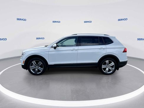 Used 2021 Volkswagen Tiguan SEL FWD image 5