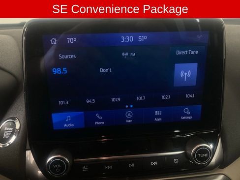 Used 2022 Ford EcoSport SE w/ SE Convenience Package image 4