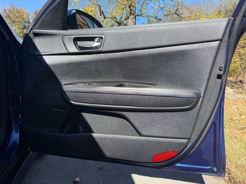 Used 2020 Kia Optima Premium image 40