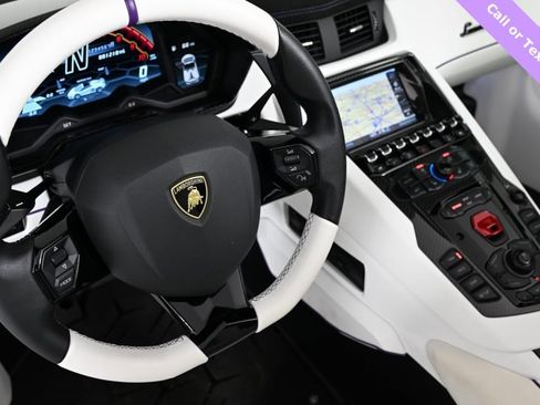 Used 2021 Lamborghini Aventador SVJ image 34