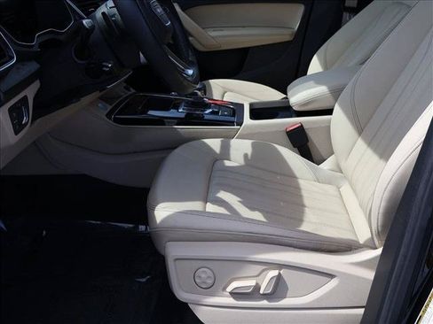 Used 2023 Audi Q5 2.0T Premium Plus w/ Premium Plus Package AWD/4WD image 22