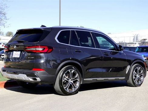 Used 2023 BMW X5 xDrive40i w/ Luxury Seating Package image 5