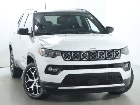 Used 2024 Jeep Compass Limited AWD/4WD image 2