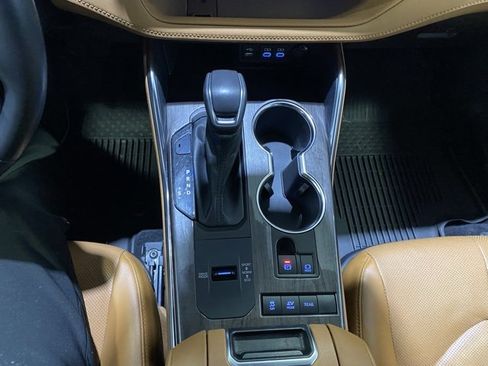 Used 2022 Toyota Highlander Platinum image 23