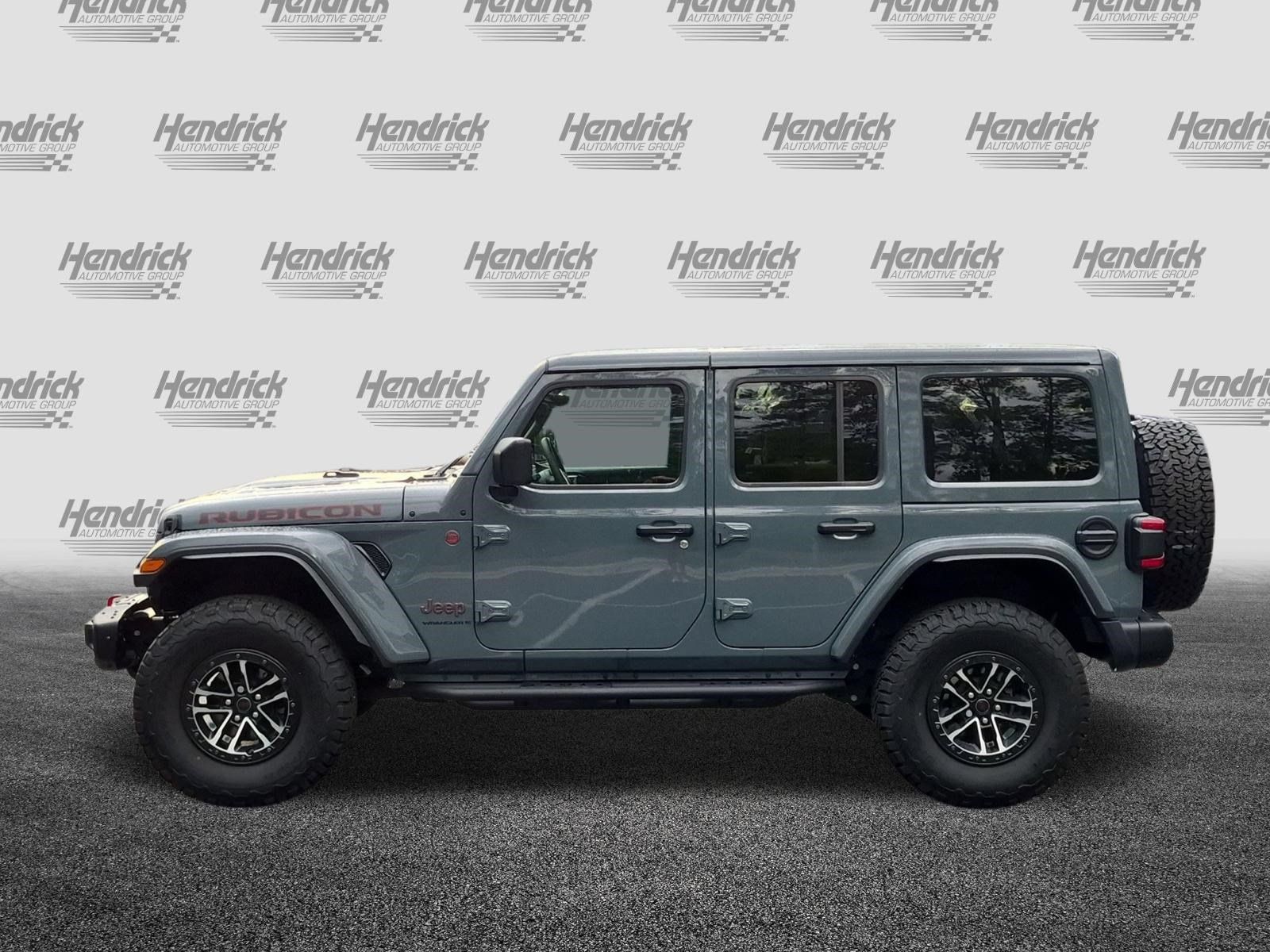 Used 2024 Jeep Wrangler Unlimited Rubicon AWD/4WD image 7