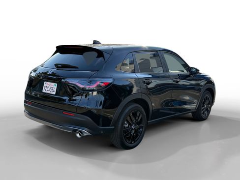 Certified 2026 Honda HR-V Sport image 5