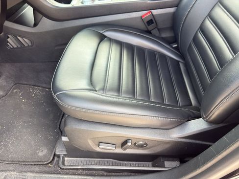 Used 2024 Ford Edge SEL AWD/4WD image 12