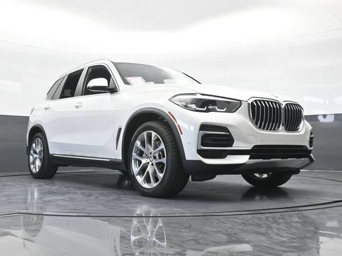 Used 2023 BMW X5 xDrive40i w/ Premium Package AWD/4WD image 70