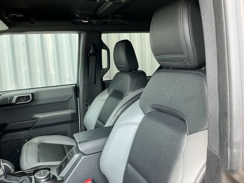 Used 2023 Ford Bronco Big Bend AWD/4WD image 17