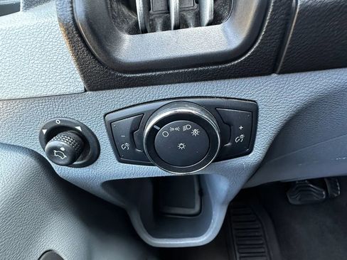 Used 2018 Ford Transit 350 XLT RWD image 42