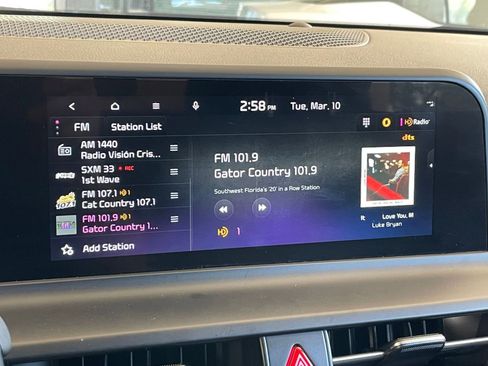 Used 2025 Kia Seltos S image 21