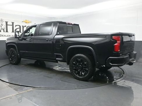 New 2026 Chevrolet Silverado 2500 High Country w/ High Country Premium Package AWD/4WD image 14