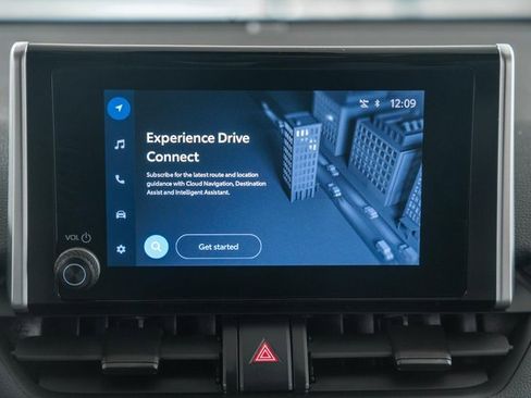 Certified 2025 Toyota RAV4 XLE image 21