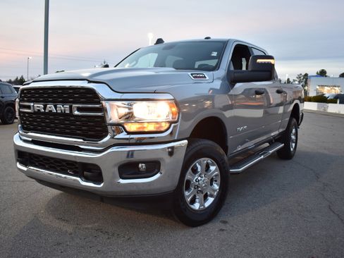 Used 2024 RAM 2500 Big Horn w/ Bed Utility Group image 27